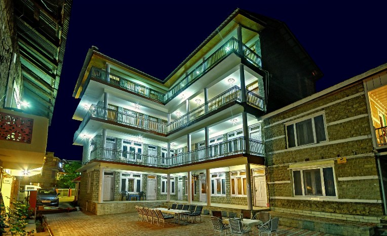 Hotel Thakur, Manali Hotels, Best Hotels in Manali